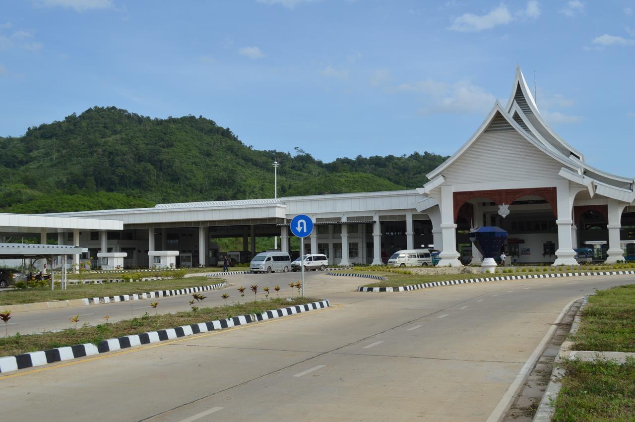 The M Bokeo Hotel Huay Xai Extérieur photo