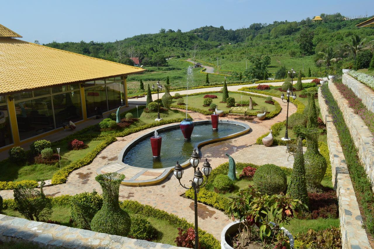 The M Bokeo Hotel Huay Xai Extérieur photo